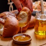 miód rzepakowy na pieczywo